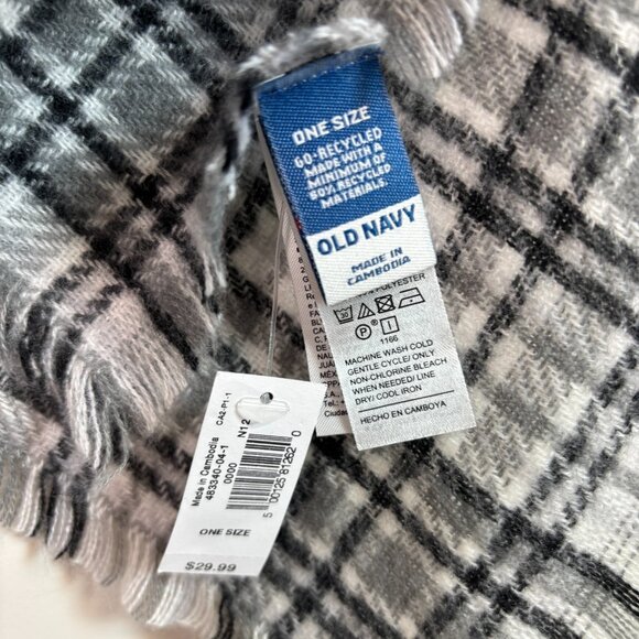 Old Navy Flannel Knit Poncho Ruana One Size Gray Plaid Fringe Open Cardigan - Picture 7 of 8